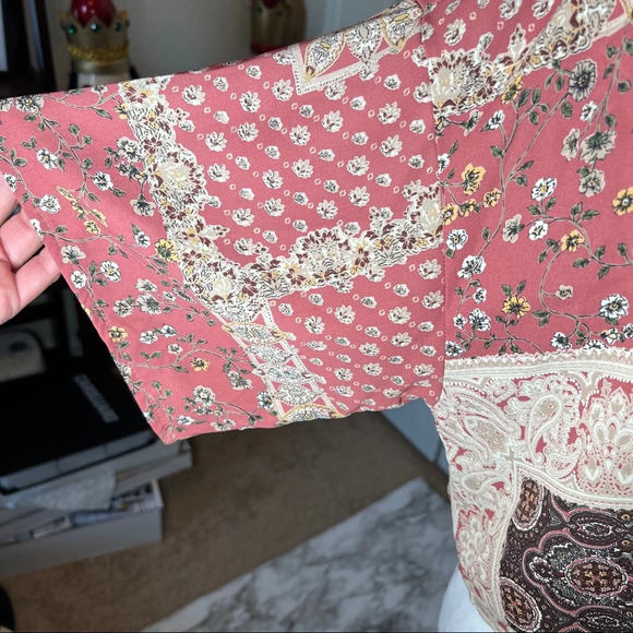 I. Joah V-Neck Tie Front Multimedia Boho  Top, Small - Picture 6 of 8